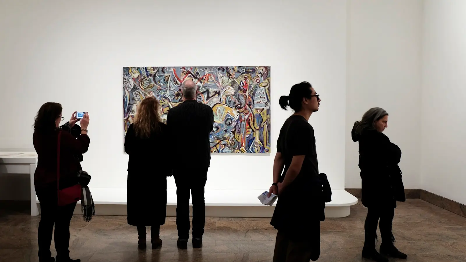 What to Expect at an Australian Gallery Exhibition Opening